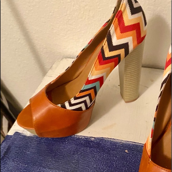 Fun Shoes - Picture 2 of 2